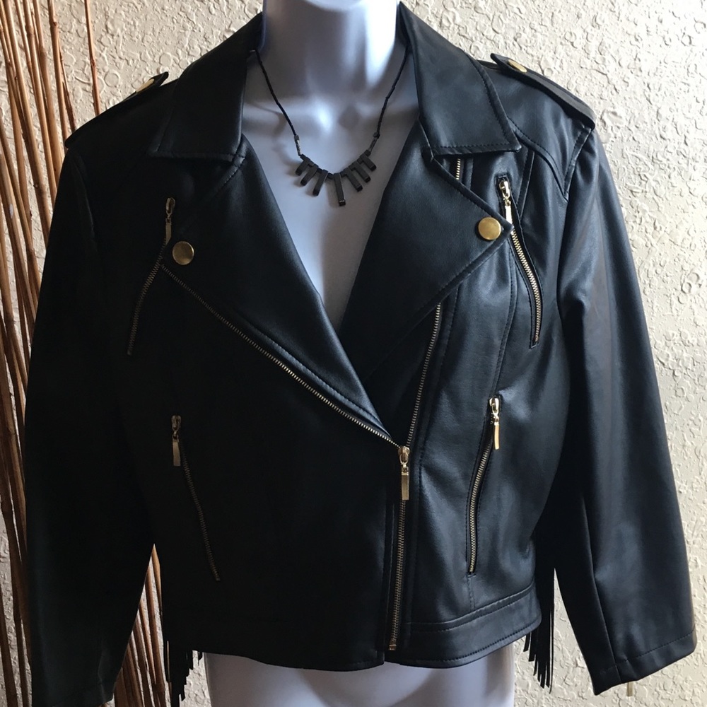 NWOT 2B Bebe gorgeous jacket.